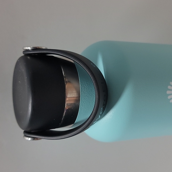Hydro Flask 24 oz Standard Mouth Apline - Picture 3 of 7
